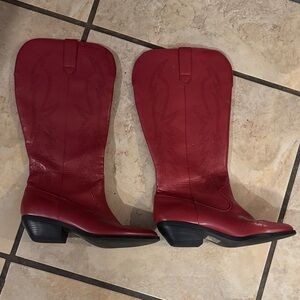 Elegant Red Heeled Cowboy Boots